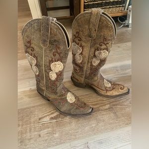 Womens Ariat Marble Corazon Boots Sz. 6.5